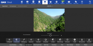 In der GMX Cloud am Desktop-PC lassen sich Fotos komfortabel bearbeiten. (c) GMX